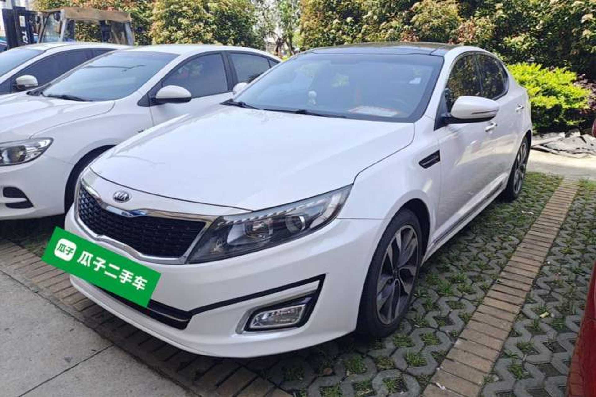 Used Kia K5 2014 2.0L Automatic LUXURY Front Left 45 Deg
