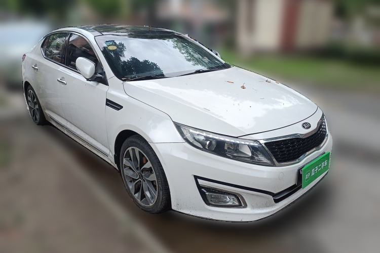 Used Kia K5 2014 2.0L Automatic LUXURY Front Right 45 Deg