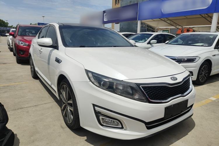 Used Kia K5 2014 2.0T Automatic T-PREMIUM Front Right 45 Deg