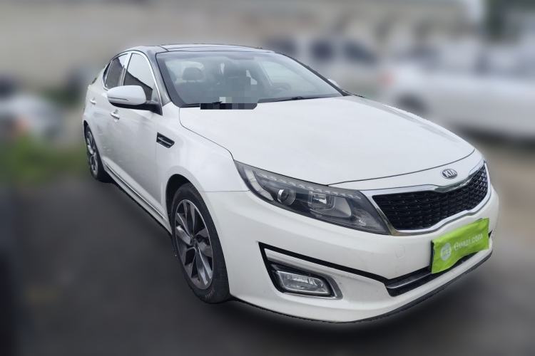 Used Kia K5 2014 2.0L Automatic LUXURY Front Right 45 Deg