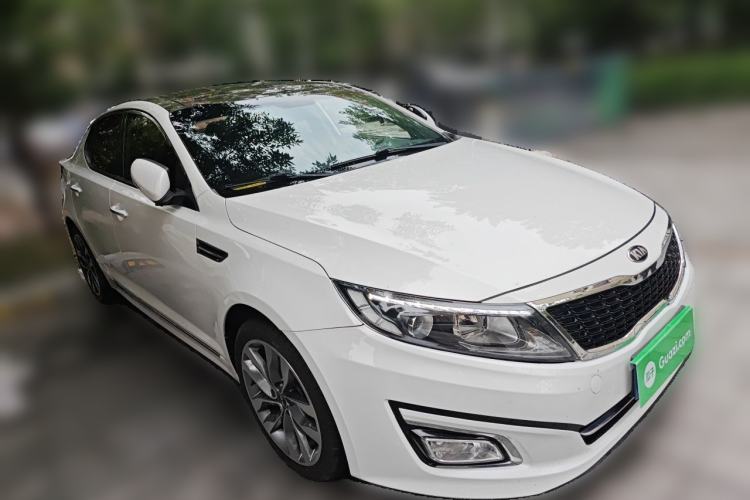 Used Kia K5 2014 2.0L Automatic LUXURY Front Right 45 Deg