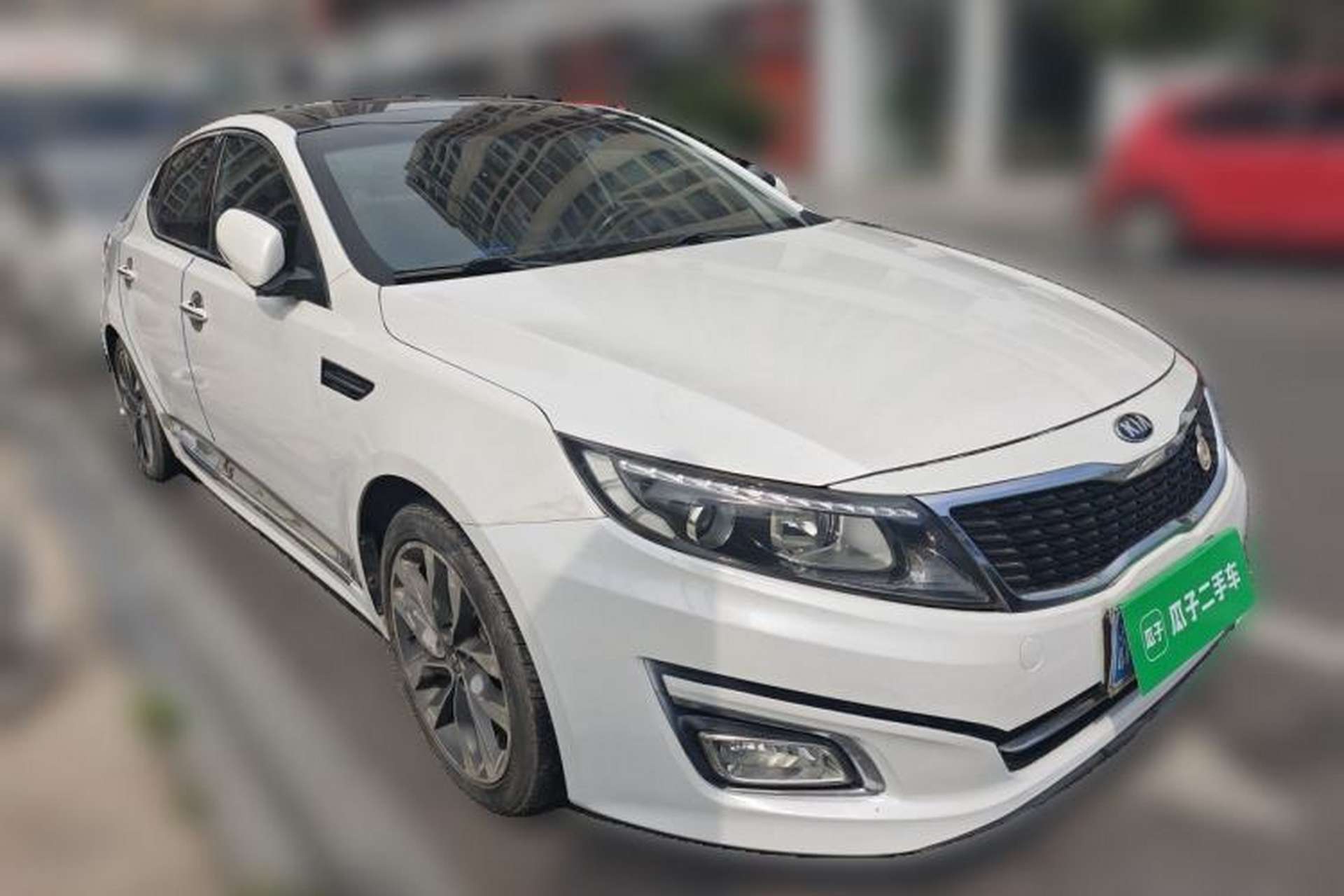 Used Kia K5 2014 2.0L Automatic LUXURY Front Right 45 Deg