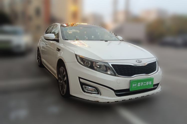 Used Kia K5 2014 2.0L Automatic LUXURY Front Right 45 Deg