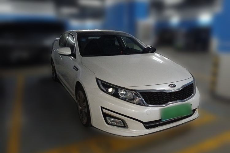 Used Kia K5 2014 2.0L Automatic LUXURY Front Right 45 Deg