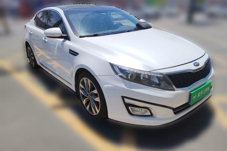 Used Kia K5 2014 2.0L Automatic LUXURY Front Right 45 Deg