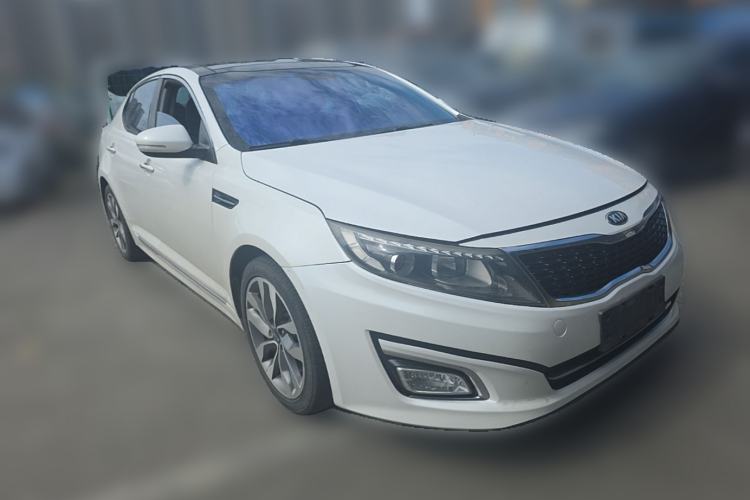 Used Kia K5 2014 2.0L Automatic LUXURY Front Right 45 Deg