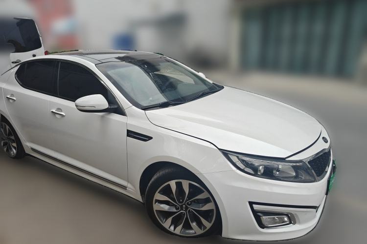 Used Kia K5 2014 2.0L Automatic LUXURY Front Right 45 Deg