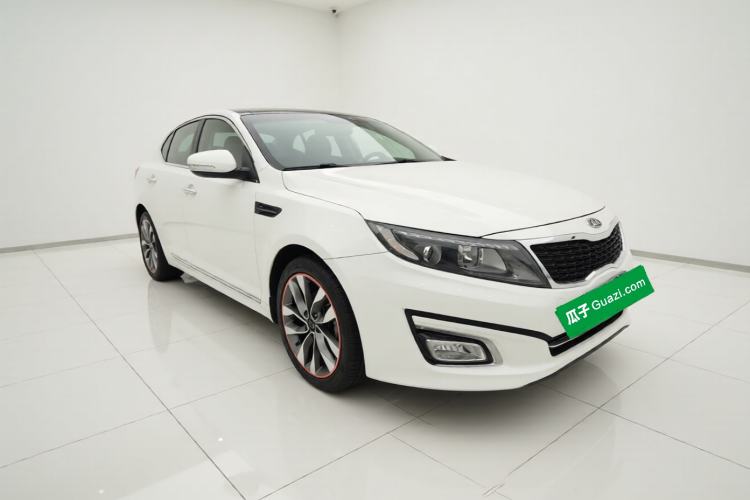 Used Kia K5 2014 2.0L Automatic LUXURY Front Right 45 Deg