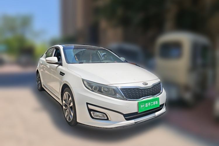 Used Kia K5 2014 2.0L Automatic LUXURY Front Right 45 Deg