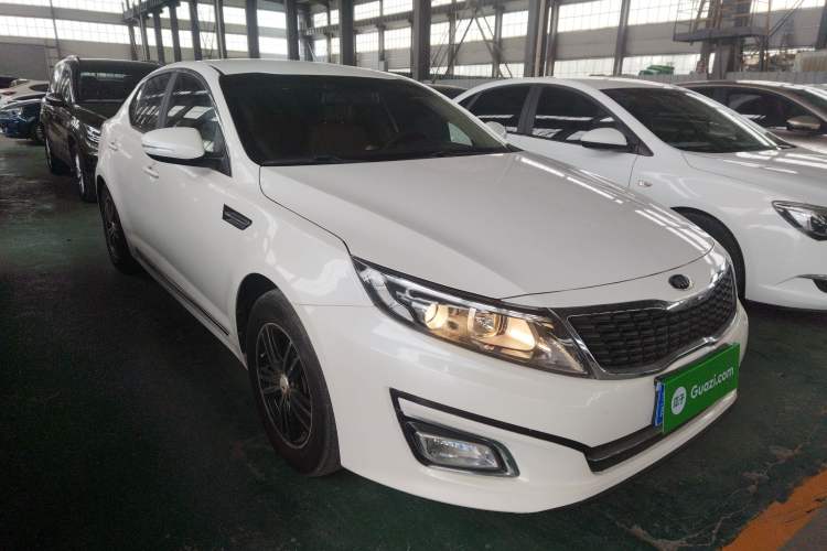 Used Kia K5 2014 2.0L Automatic GL Front Right 45 Deg