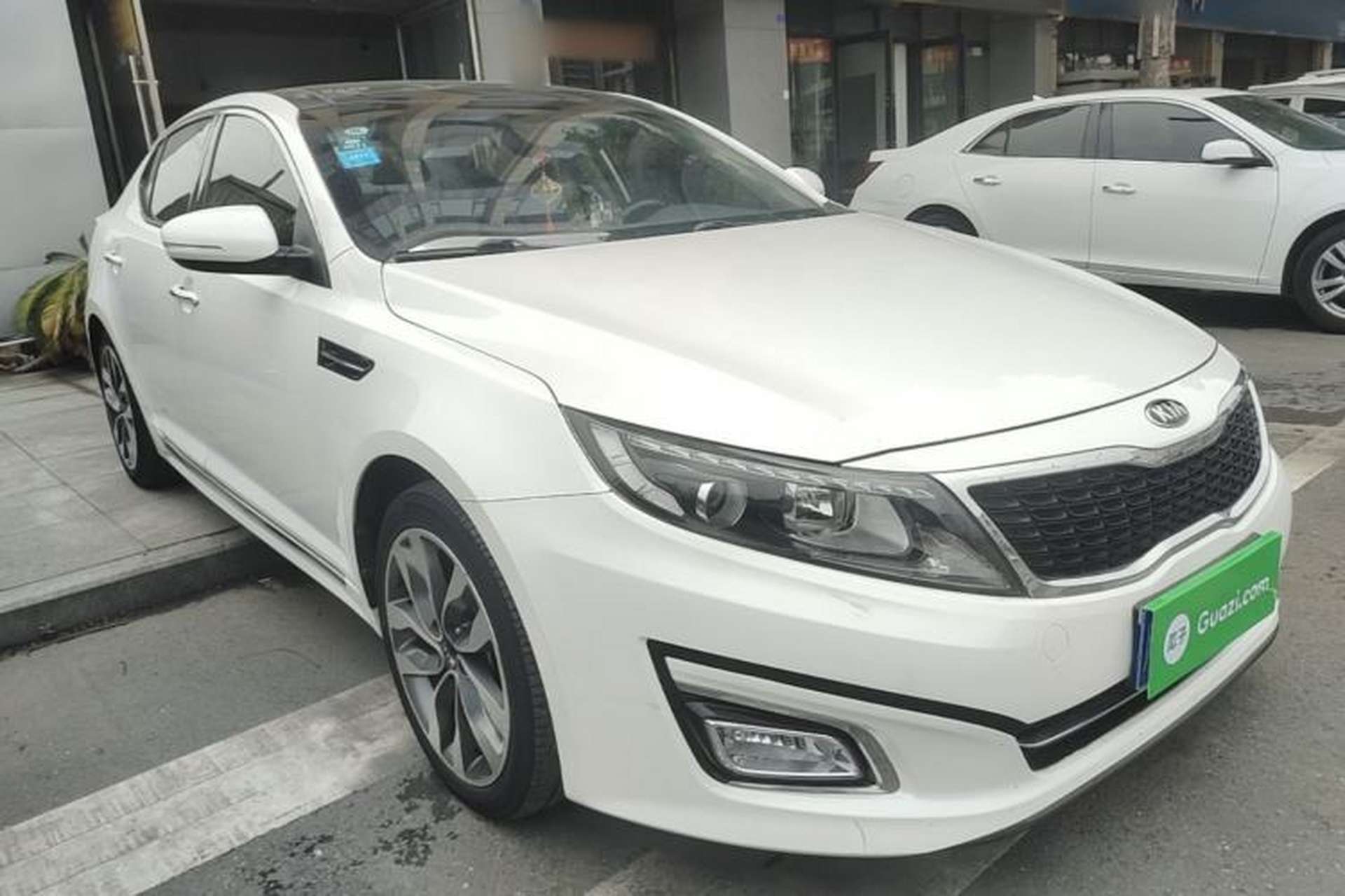 Used Kia K5 2014 2.0L Automatic LUXURY Front Right 45 Deg