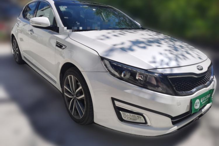 Used Kia K5 2014 2.0T Automatic T-PREMIUM Front Right 45 Deg