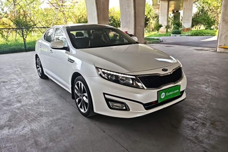 Used Kia K5 2014 2.0L Automatic LUXURY Front Right 45 Deg