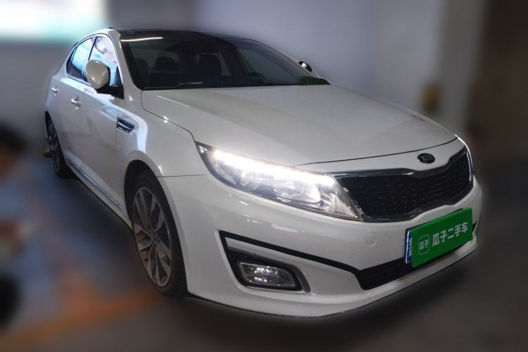 Used Kia K5 2014 2.0L Automatic LUXURY Front Right 45 Deg