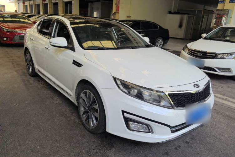 Used Kia K5 2014 2.0L Automatic LUXURY Front Right 45 Deg