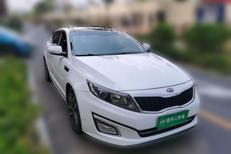 Used Kia K5 2014 2.0L Automatic LUXURY Front Right 45 Deg