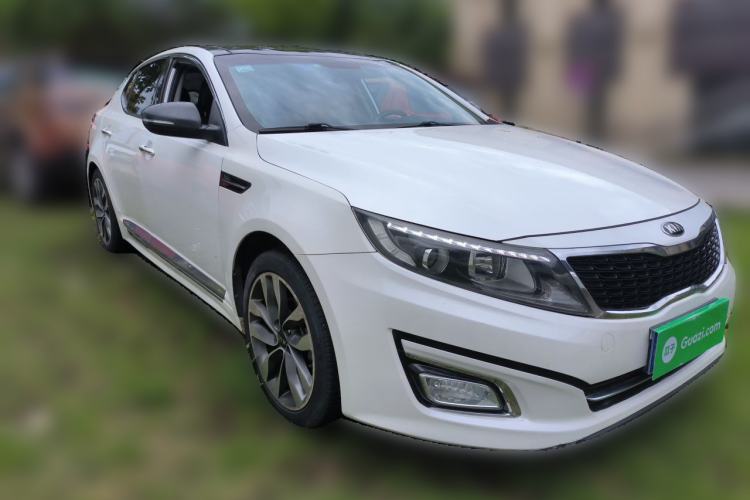 Used Kia K5 2014 2.0L Automatic LUXURY Front Right 45 Deg