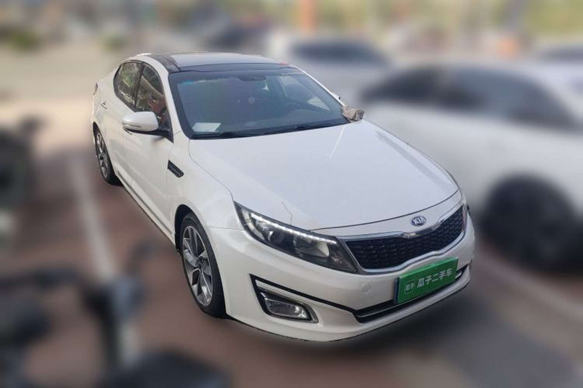 Used Kia K5 2014 2.0L Automatic LUXURY Front Right 45 Deg
