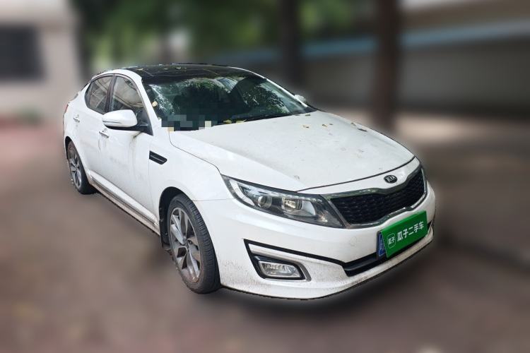 Used Kia K5 2014 2.0L Automatic LUXURY Front Right 45 Deg