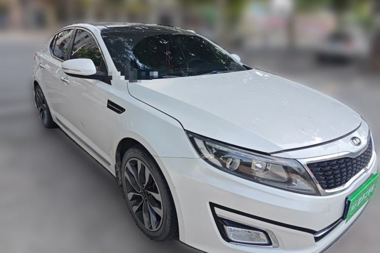 Used Kia K5 2014 2.0L Automatic LUXURY Front Right 45 Deg