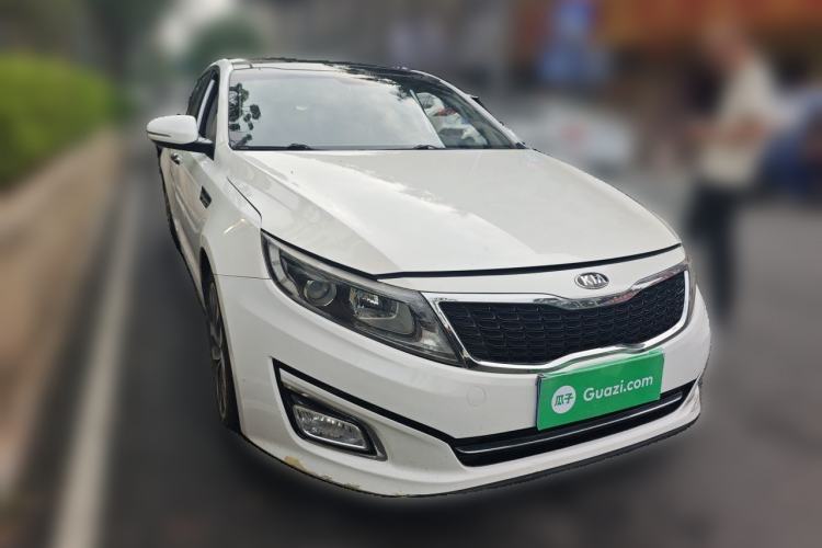 Used Kia K5 2014 2.0L Automatic LUXURY Front Right 45 Deg