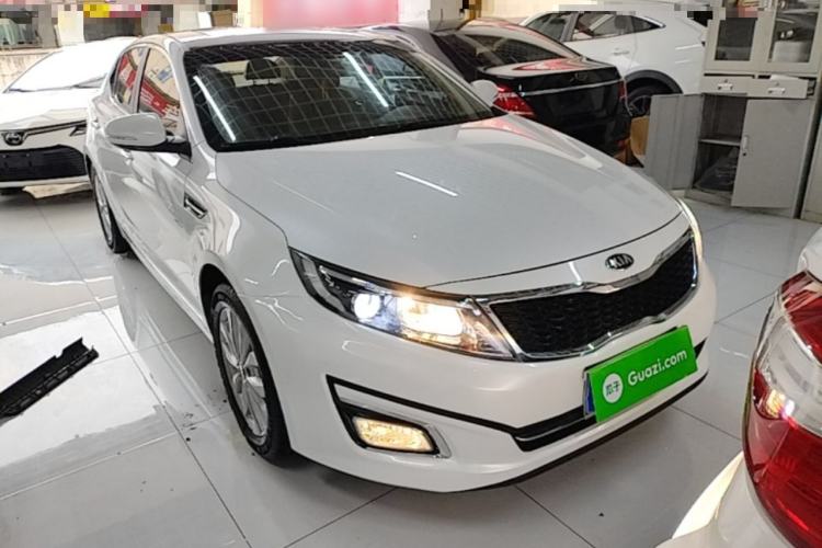 Used Kia K5 2014 2.0L Automatic GLS Front Right 45 Deg