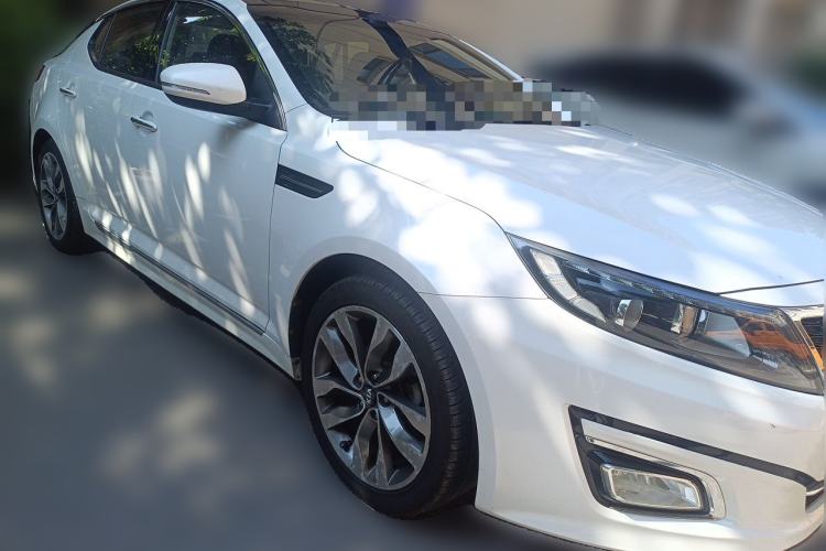 Used Kia K5 2014 2.0L Automatic LUXURY Front Right 45 Deg