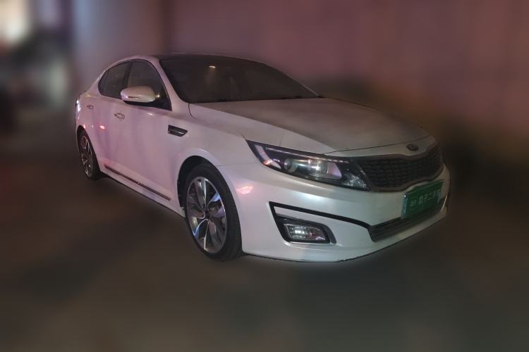 Used Kia K5 2014 2.0L Automatic LUXURY Front Right 45 Deg