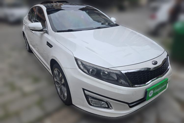 Used Kia K5 2014 2.0L Automatic LUXURY Front Right 45 Deg