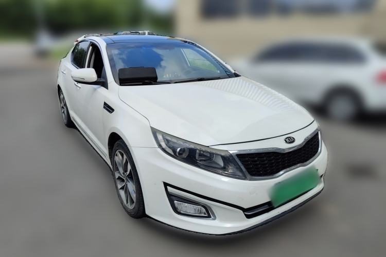 Used Kia K5 2014 2.0L Automatic LUXURY Front Right 45 Deg
