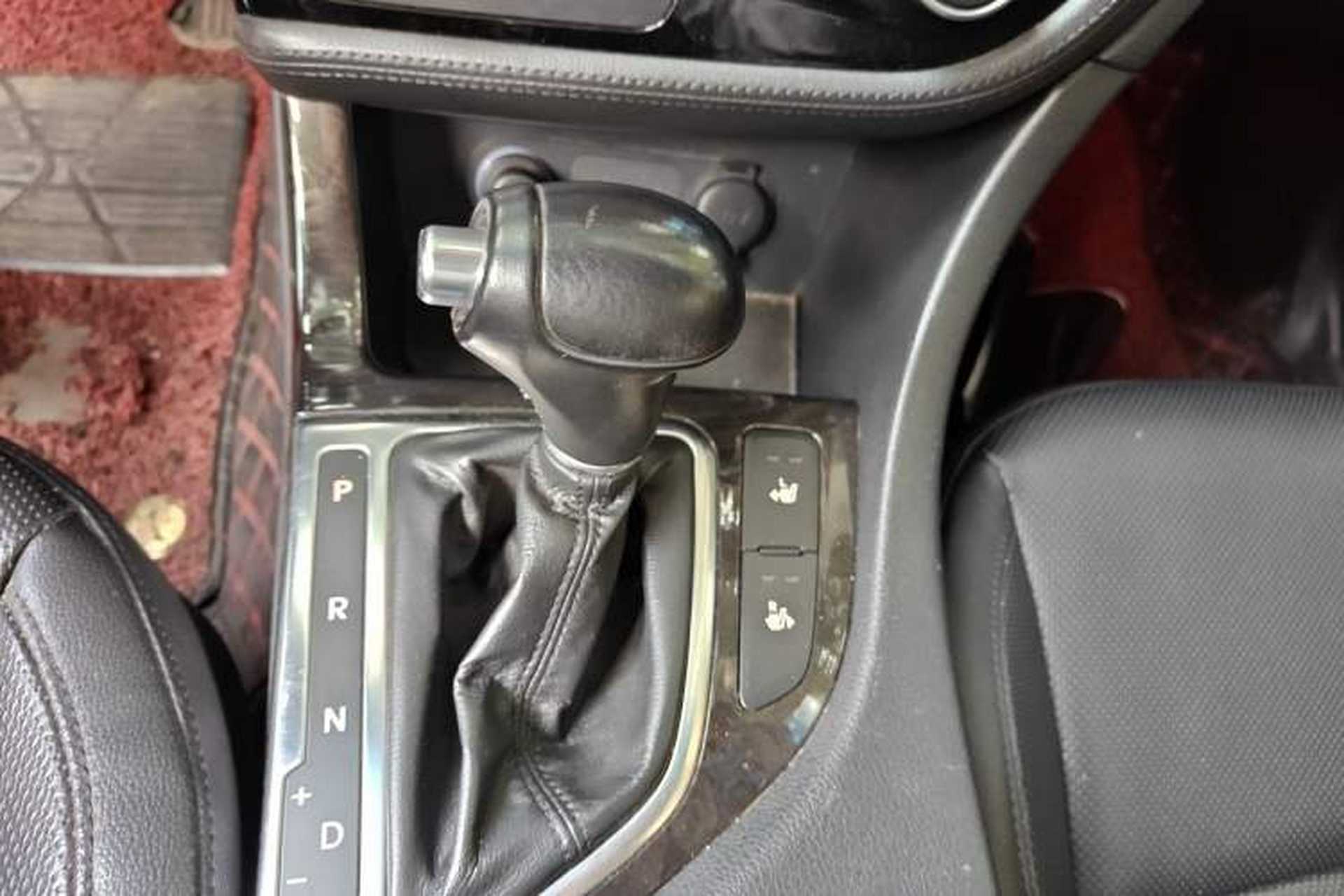 Used Kia K5 2014 2.0L Automatic LUXURY Gear Lever