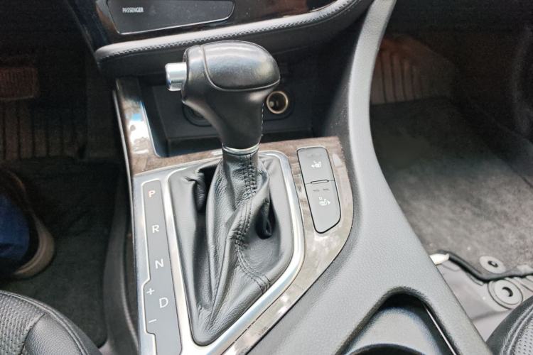 Used Kia K5 2014 2.0L Automatic LUXURY Gear Lever