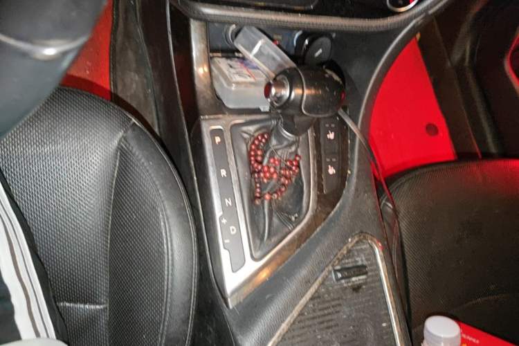 Used Kia K5 2014 2.0L Automatic LUXURY Gear Lever