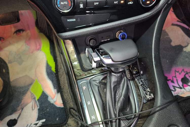 Used Kia K5 2014 2.0L Automatic LUXURY Gear Lever