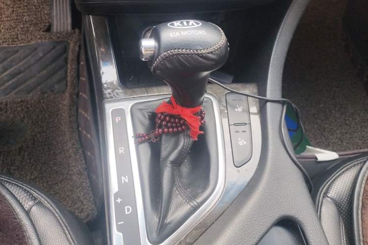 Used Kia K5 2014 2.0L Automatic LUXURY Gear Lever