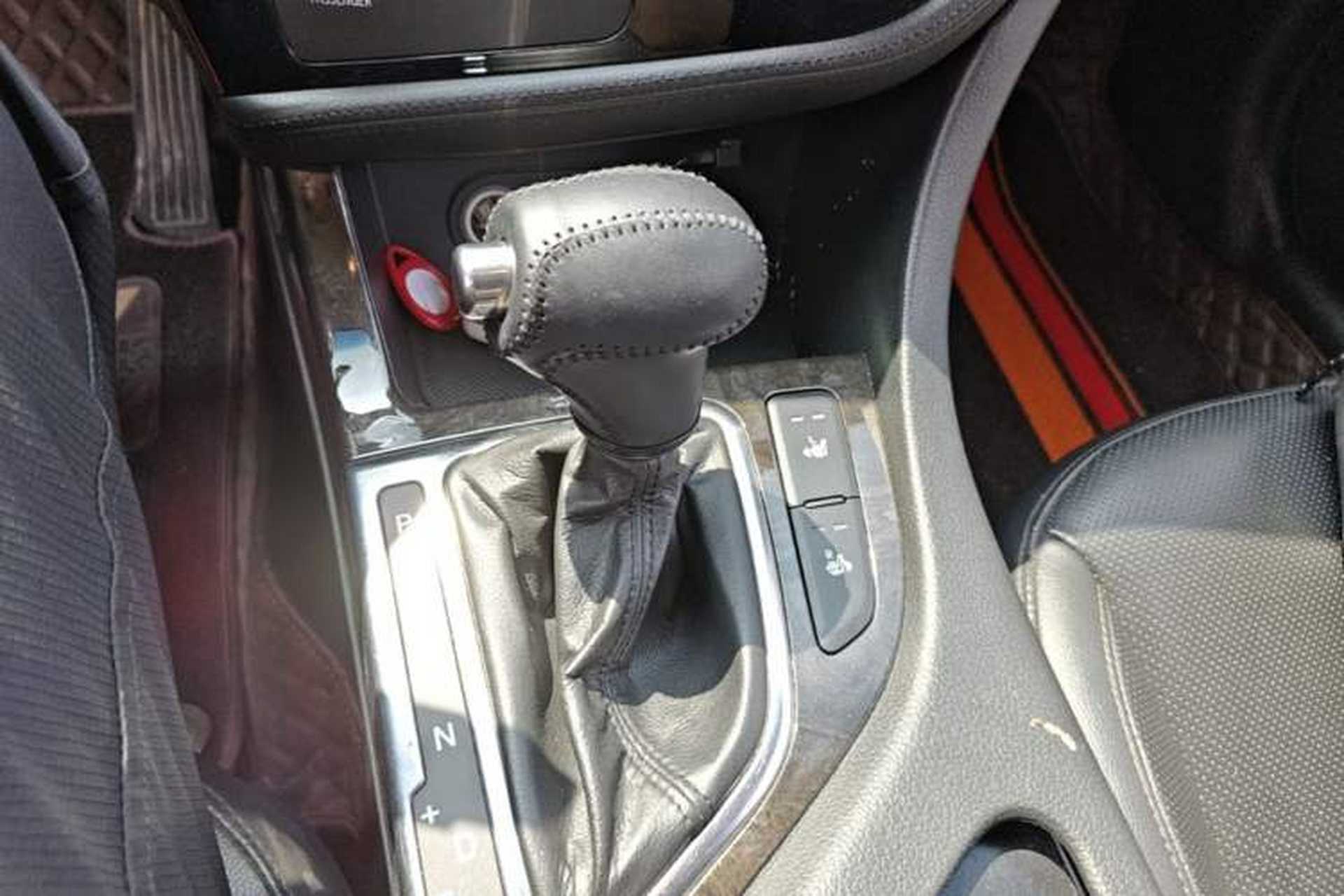 Used Kia K5 2014 2.0L Automatic LUXURY Gear Lever