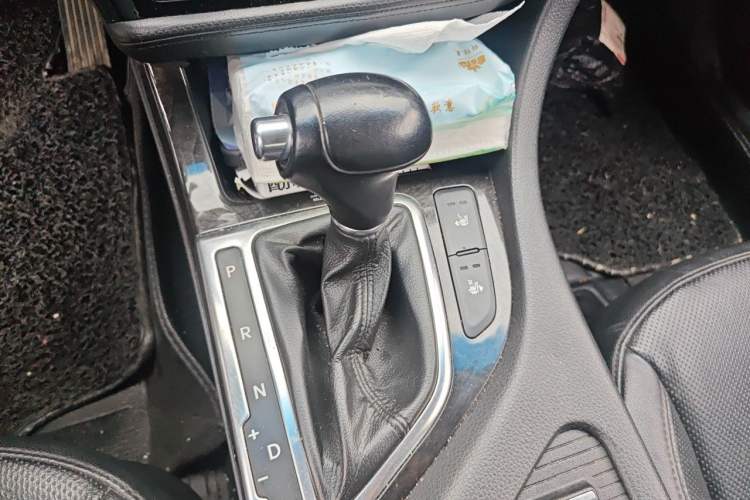 Used Kia K5 2014 2.0L Automatic LUXURY Gear Lever