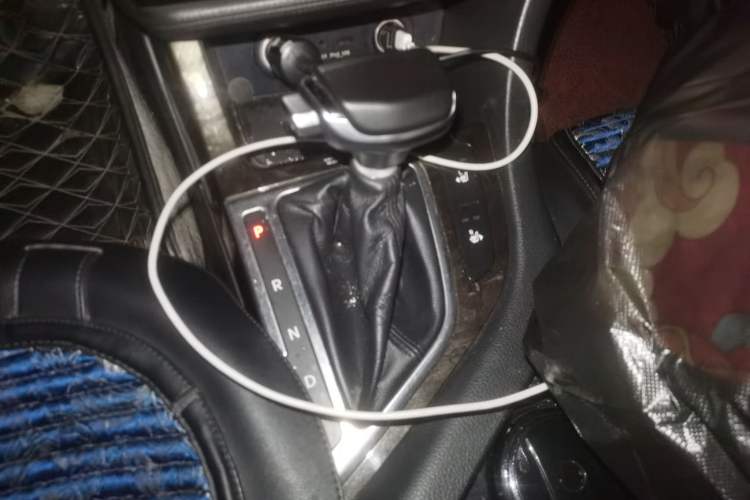 Used Kia K5 2014 2.0L Automatic LUXURY Gear Lever