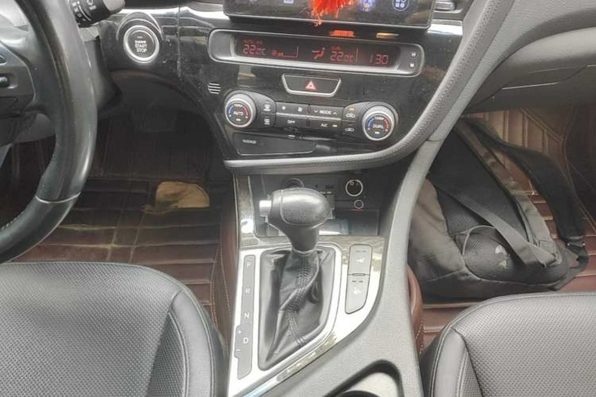 Used Kia K5 2014 2.0L Automatic LUXURY Gear Lever