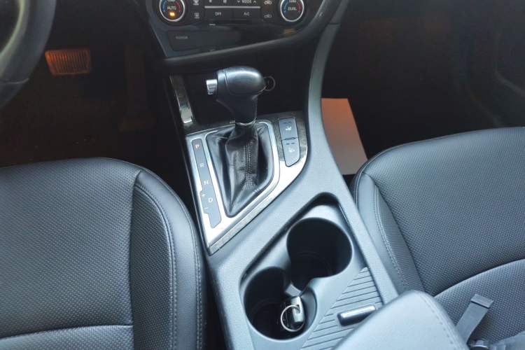 Used Kia K5 2014 2.0L Automatic LUXURY Gear Lever