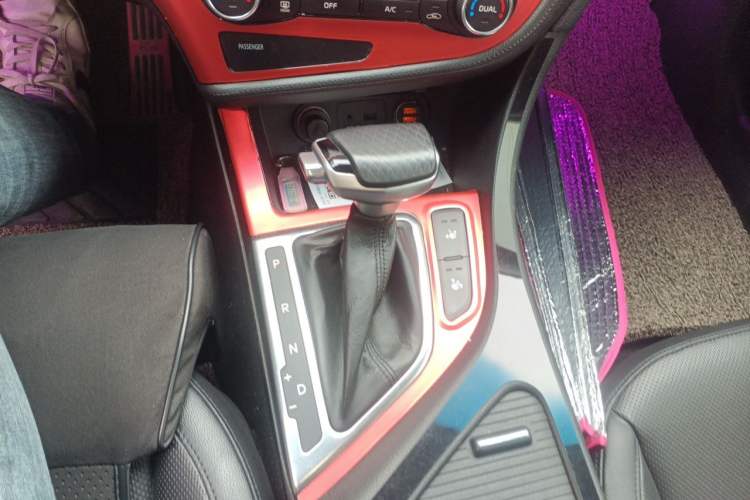 Used Kia K5 2014 2.0L Automatic LUXURY Gear Lever