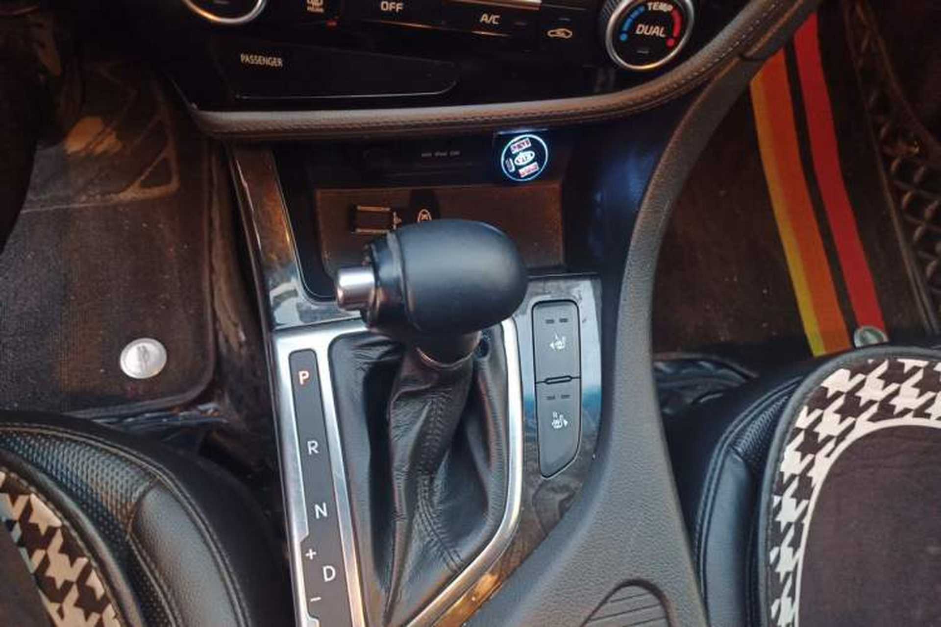 Used Kia K5 2014 2.0L Automatic LUXURY Gear Lever