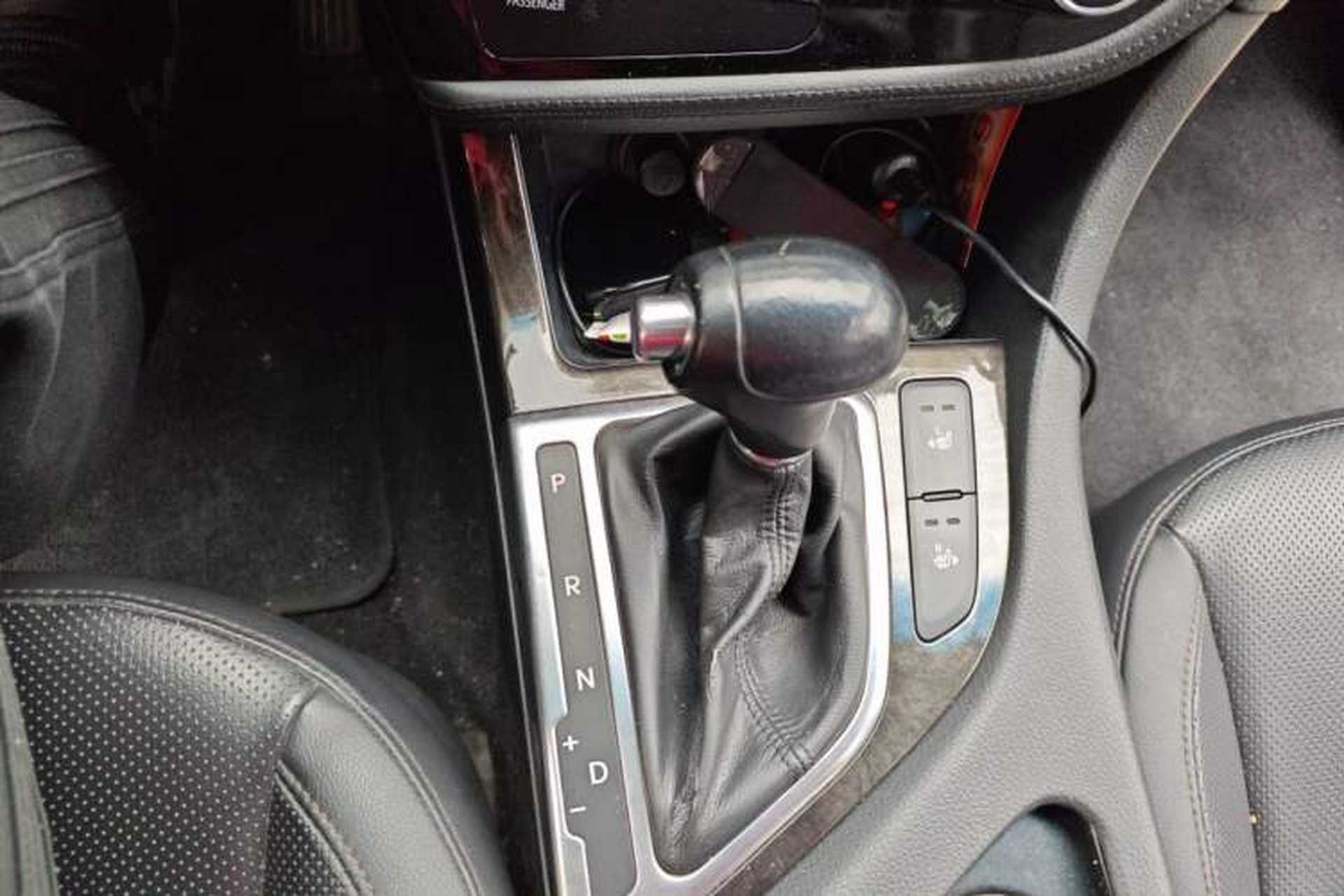 Used Kia K5 2014 2.0L Automatic LUXURY Gear Lever