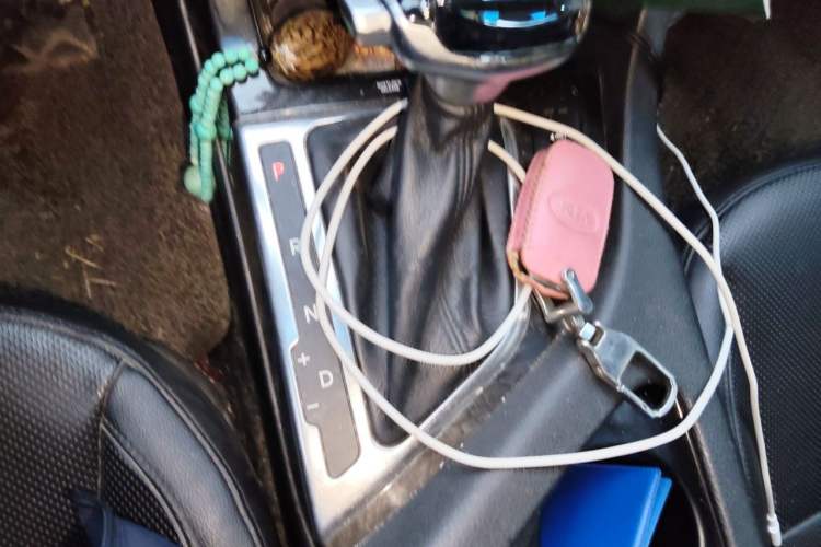 Used Kia K5 2014 2.0L Automatic LUXURY Gear Lever