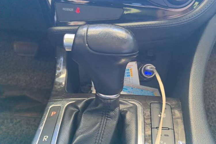 Used Kia K5 2014 2.0L Automatic LUXURY Gear Lever