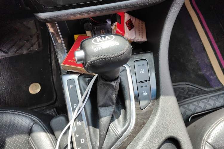 Used Kia K5 2014 2.0L Automatic LUXURY Gear Lever