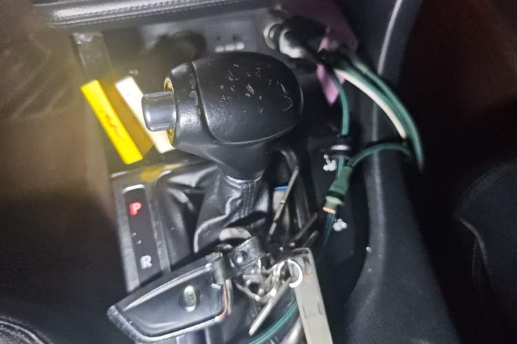 Used Kia K5 2014 2.0T Automatic T-PREMIUM Gear Lever