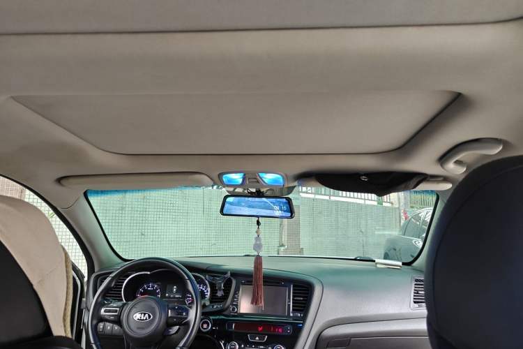 Used Kia K5 2014 2.0L Automatic LUXURY Headliner
