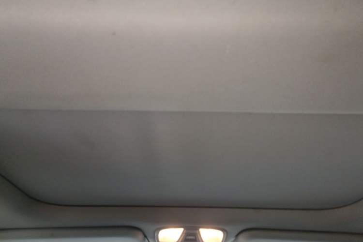 Used Kia K5 2014 2.0L Automatic LUXURY Headliner