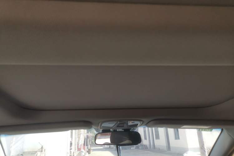 Used Kia K5 2014 2.0L Automatic LUXURY Headliner
